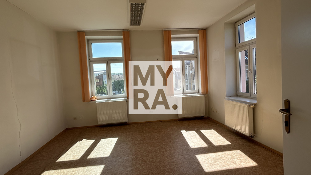 PREDAJ / historickej budovy Weberovho domu v Prešove