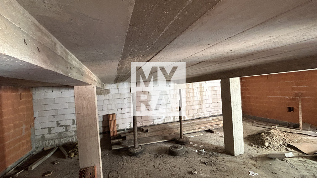 PREDAJ / historickej budovy Weberovho domu v Prešove