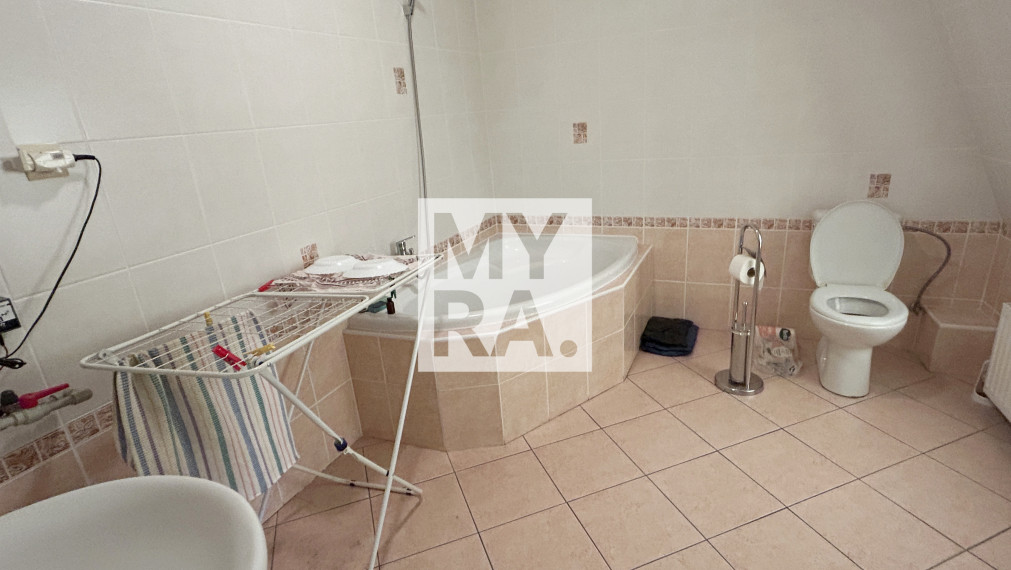 PREDAJ / historickej budovy Weberovho domu v Prešove