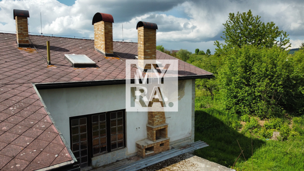 Skolaudovaný, komfortne riešený rodinný dom v štádiu holodom.