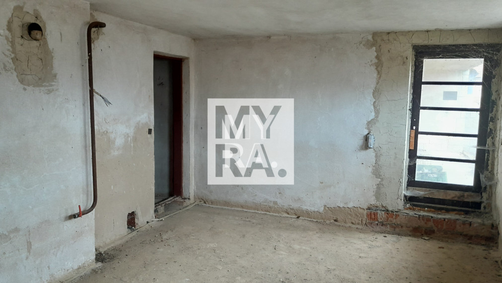 Skolaudovaný, komfortne riešený rodinný dom v štádiu holodom.