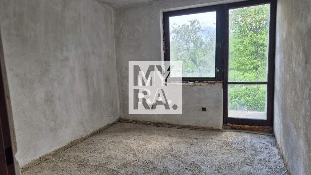 Skolaudovaný, komfortne riešený rodinný dom v štádiu holodom.