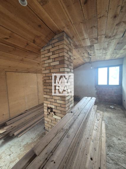 Skolaudovaný, komfortne riešený rodinný dom v štádiu holodom.