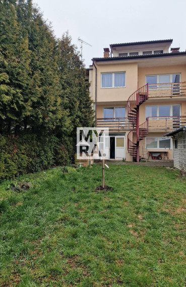 Mezonetový byt v RD nad Popradskou ulicou