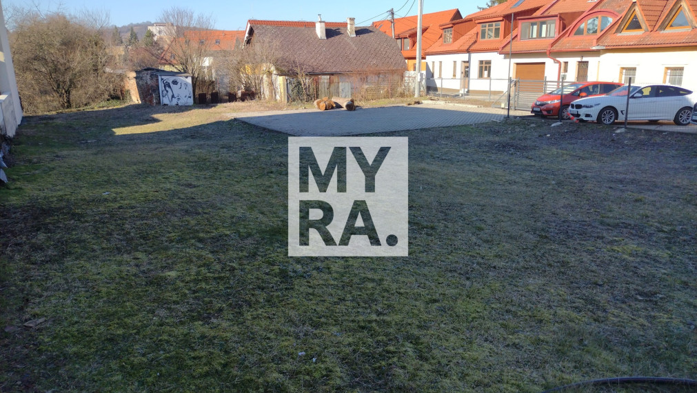 PRENÁJOM PARKOVACÍCH MIEST – Jarková ulica, Prešov