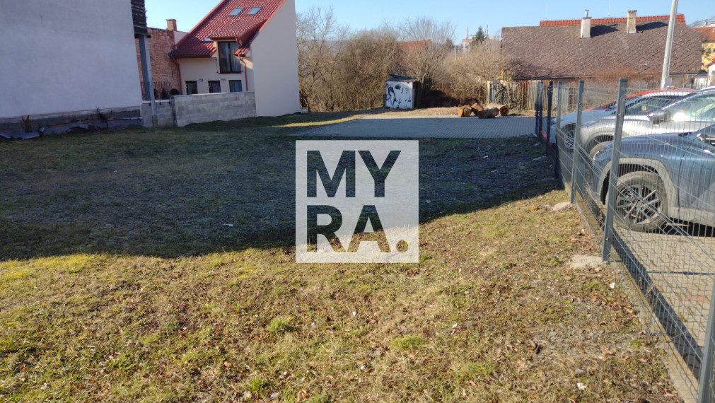 PRENÁJOM PARKOVACÍCH MIEST – Jarková ulica, Prešov