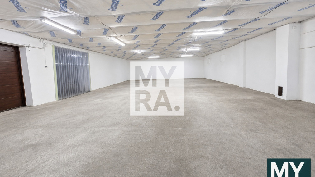 Skladový priestor Alvinczyho ulica, 200 m2, parkovacie miesta