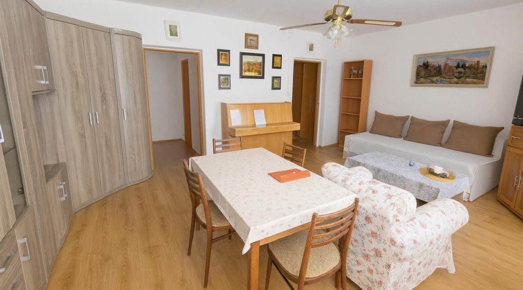 3. izb. byt, pražský typ, 68 m2, pri OC Astória