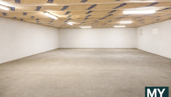 Skladový priestor Alvinczyho ulica, 200 m2, parkovacie miesta